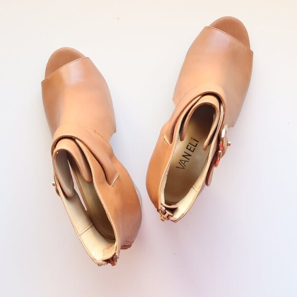 Vaneli Tan Leather Peep Toe Stacked Block Heel Bootie Shoes Ankle Boots Size 6 - Picture 14 of 16